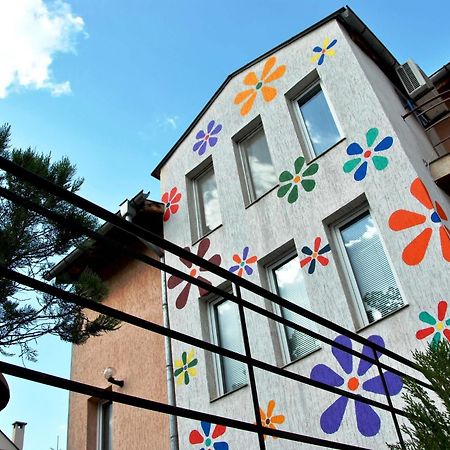 10 Coins Hostel & Tours Sofia Extérieur photo