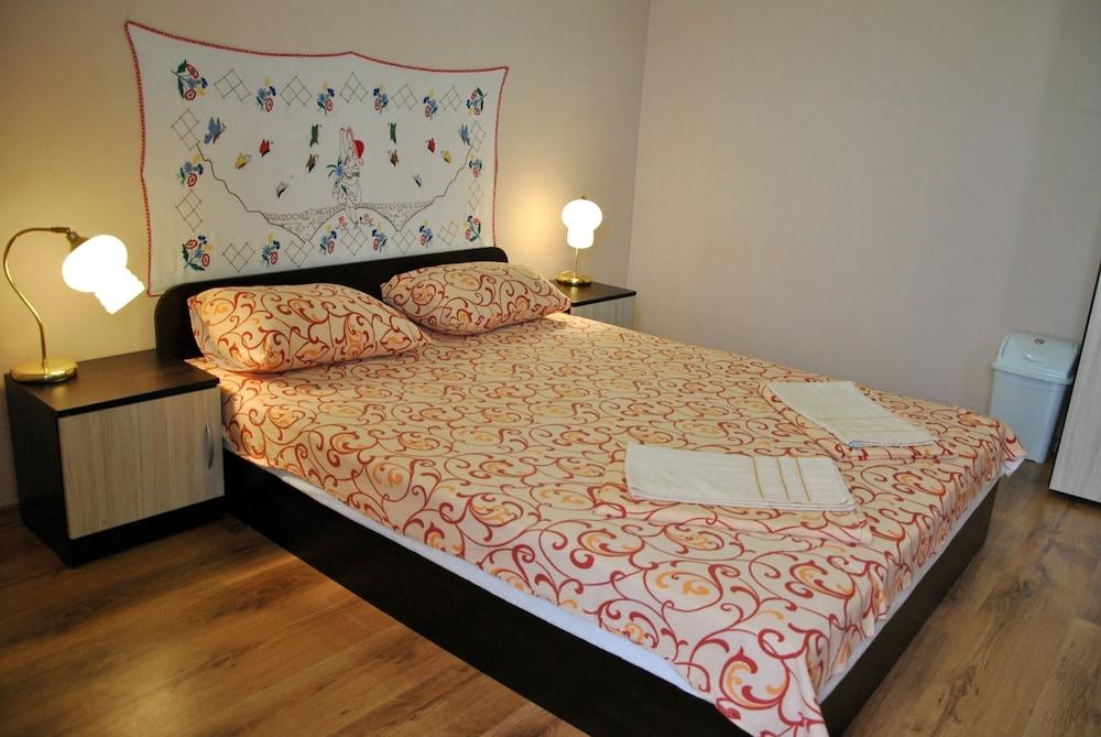 10 Coins Hostel & Tours Sofia Extérieur photo