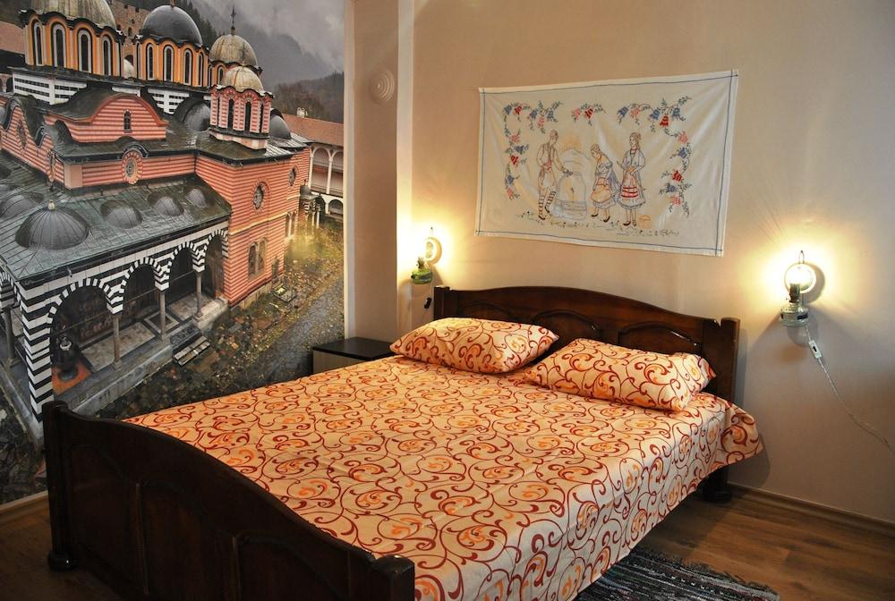 10 Coins Hostel & Tours Sofia Extérieur photo